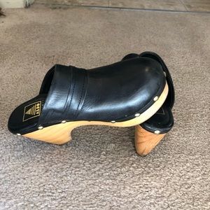 Aldo leather black studded clogs